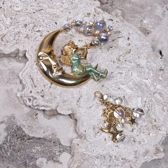 Kirk's Folly "Pipedream Fairy" Brooch - Picture 8 of 11